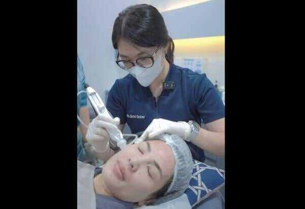 Artis Nindy Ayunda yang Makin Glowing dengan Treatment Youthology Collaglow 3.0 Artis Nindy Ayunda yang Makin Glowing dengan Treatment Youthology Collaglow 3.0