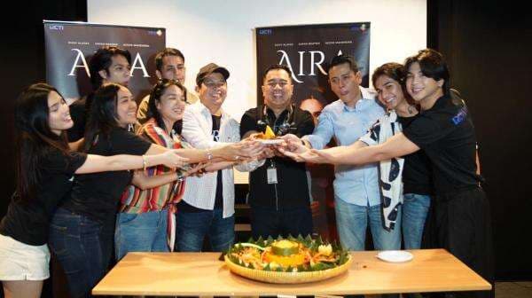 Keseruan Nobar Episode Perdana Sinetron AIRA, Lengkap dengan Syukuran!