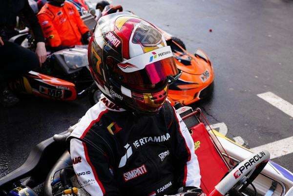 Qarrar Firhand Tampil Gemilang:  Raih Pole Position Grup dan Menang Heat Seri Pembuka WSK Super Master 2026