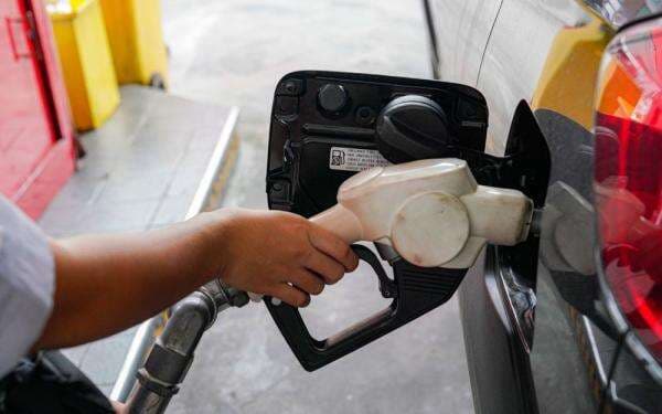 Bahlil Sebut Pasokan BBM dan LPG dalam Kondisi Aman hingga Awal 2026 Bahlil Sebut Pasokan BBM dan LPG dalam Kondisi Aman hingga Awal 2026