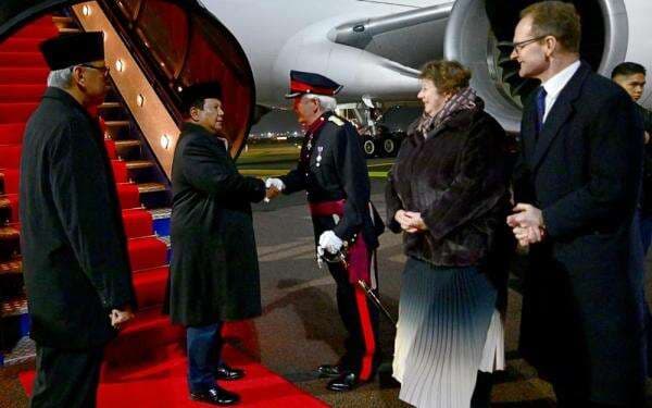 Presiden Prabowo Tiba di London, Dijadwalkan Ketemu PM Inggris Keir Starmer