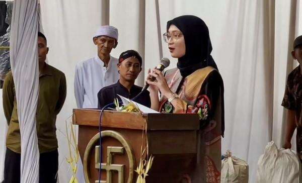 Diguyur Hujan, Warga Kota Kediri Tetap Antusias Saksikan Ogoh-Ogoh! Ini Kata Mbak Wali