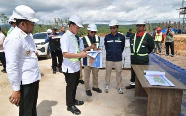 Wapres Gibran Tinjau Pembangunan SMA Taruna Nusantara IKN, Ditargetkan Rampung Januari 2026