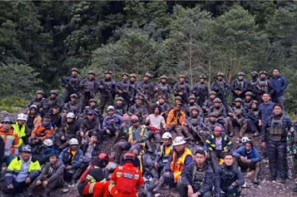 Detik-Detik Satgas TNI Selamatkan 18 Pekerja Freeport dari Gangguan OPM