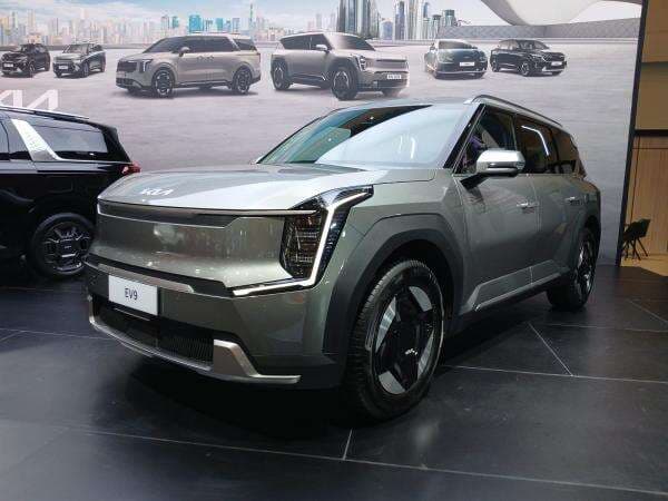 25 Tahun Kia Ramaikan Pasar Indonesia, dari Picanto hingga EV9