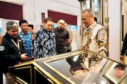 MenbudTinjau Museum Topeng Cirebon, Dorong Pengembangan Ruang Budaya