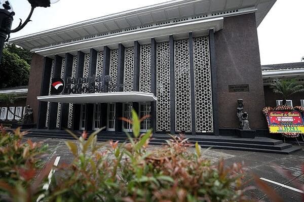 Profil hingga Jejak Karier Dewan Penasihat Danantara, dari Ray Dalio hingga Thaksin