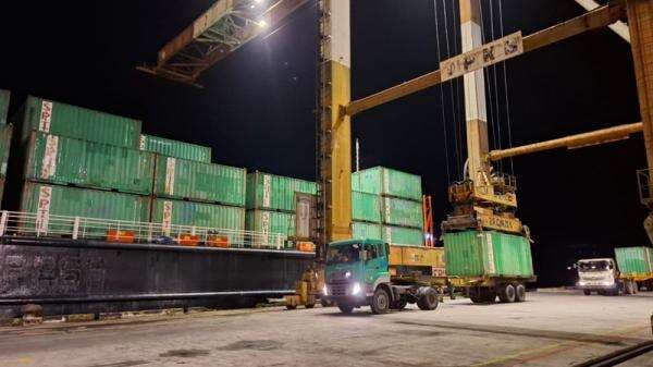 Operasional Terminal Peti Kemas Bagendang Tetap Normal saat Aksi Penyampaian Aspirasi TKBM