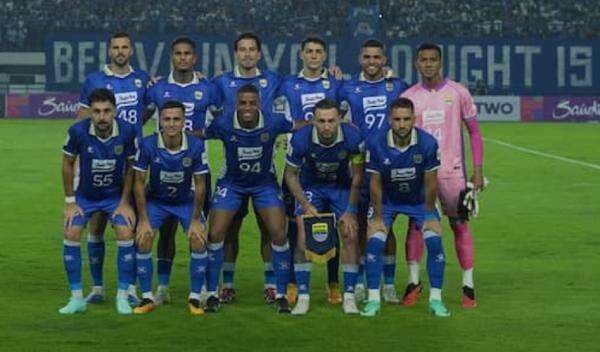 Jelang Persib Bandung vs Bhayangkara FC, Umuh Muchtar: Maung Bandung Wajib Bangkit! Jelang Persib Bandung vs Bhayangkara FC, Umuh Muchtar: Maung Bandung Wajib Bangkit!