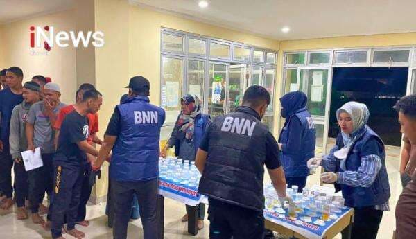 Wujudkan Kampus Bebas Narkoba, Mahasiswa Polbantan Gowa Jalani Test Urine, Wujudkan Kampus Bebas Narkoba, Mahasiswa Polbantan Gowa Jalani Test Urine,