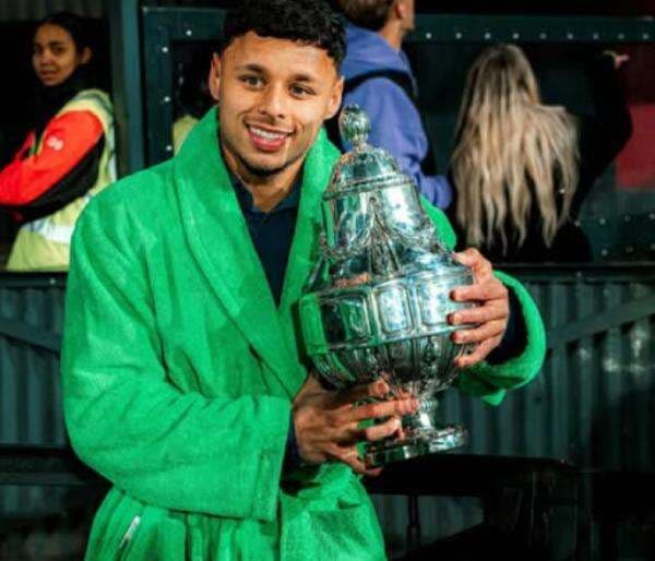 Bintang Timnas Indonesia Dean James Bangga Bukan Main Usai Go Ahead Eagles Juara KNVB Cup 2024-2025