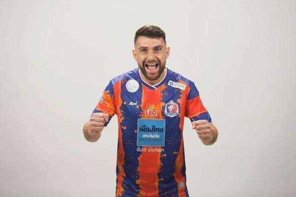 Ex Rekan Asnawi Disebut Gabung Persib Bandung Gantikan Nick Kuipers