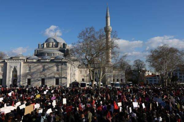 Wali Kota Istanbul Pesaing Erdogan Ditahan, Gelombang Demo Terus Meningkat
