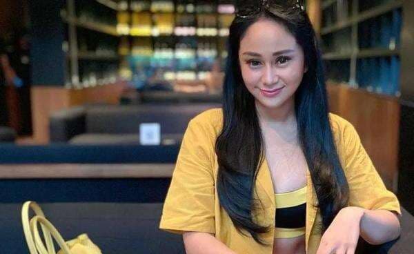 Rajin Pumping ASI demi Anak, Denise Chariesta: Sampai Full Tank