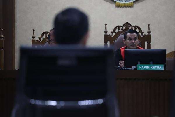 Profil Dennie Arsan Fatrika, Hakim yang Vonis Tom Lembong 4,5 Tahun Penjara Profil Dennie Arsan Fatrika, Hakim yang Vonis Tom Lembong 4,5 Tahun Penjara