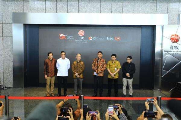 Nahkoda Baru OJK Harus Integritas, Independensi dan Kepercayaan Pasar