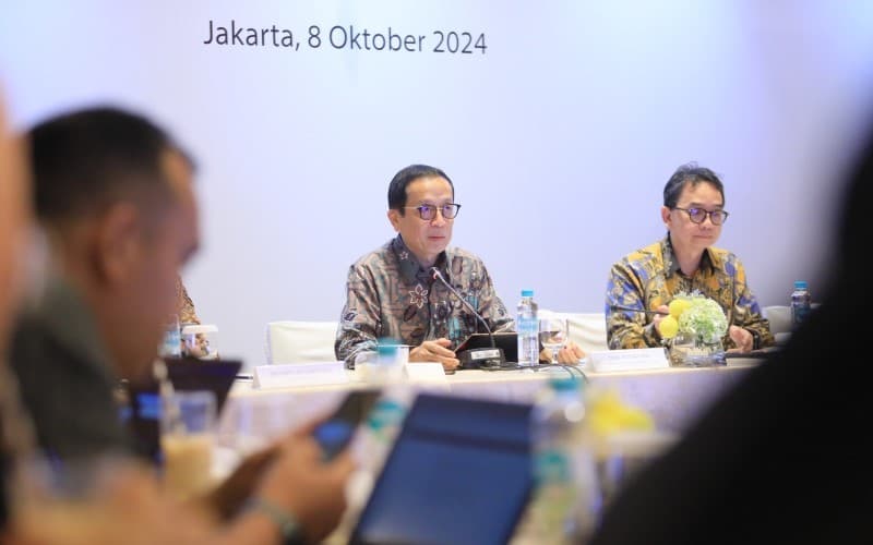 Pertumbuhan Kredit Perbankan April 2025 Melambat, Segmen UMKM Masih Lemah