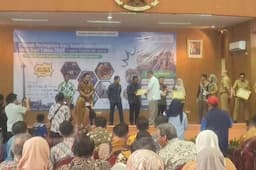 Disnaker Jakarta Umumkan 3 Serikat Buruh Pemenang Lomba Cerdas Cermat May Day 2024