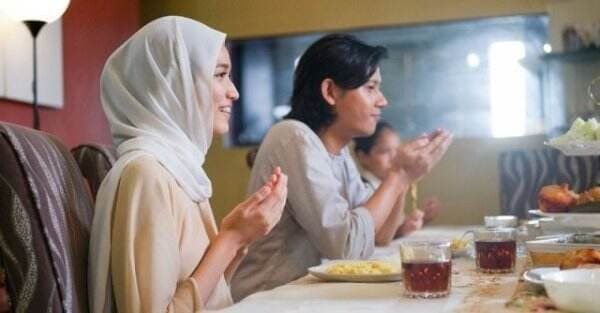 Doa Makan Sahur Puasa Ramadhan: Teks Arab, Latin, Terjemahan Indonesia
