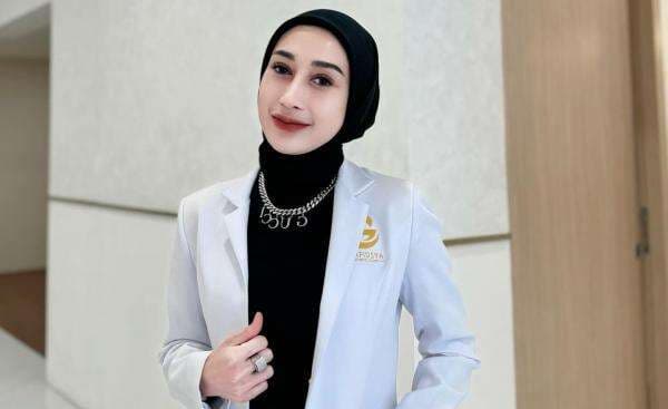 Biodata dan Agama Reza Gladys, Lawan Nikita Mirzani Terkait Kasus Pemerasan