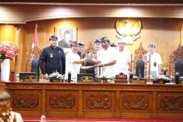 Bupati Badung Sampaikan LKPJ 2024 Tepat Waktu, Ketua DPRD Beri Apresiasi