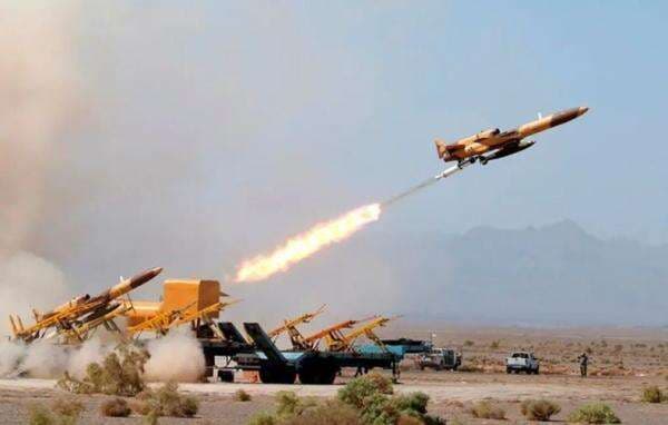 Iran Balas Gempur Israel Pakai 100 Drone, Dicegat Arab Saudi dan Yordania