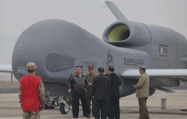 Kim Jong Un Pamer Drone Canggih Korut, Pengintai dan Kamikaze