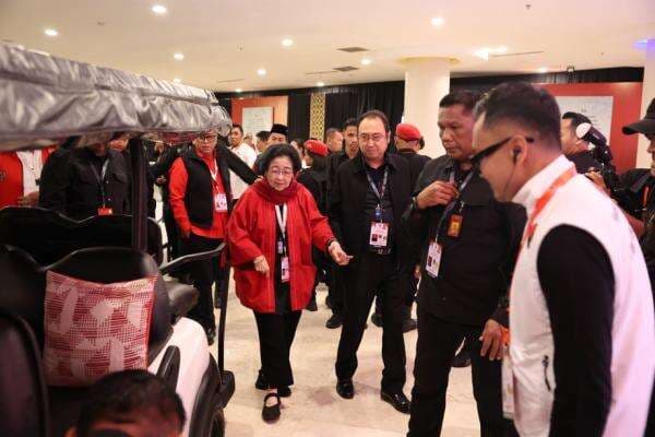 Megawati Kembali Hadiri Rakernas PDIP Hari Kedua di Ancol