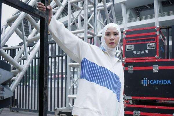 Cerita Zaskia Adya Mecca Datangi Lokasi Demo di Kwitang dan Beri Bantuan Ambulans