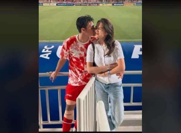 Heboh! Pratama Arhan Dikabarkan Rujuk dengan Azizah Salsha Heboh! Pratama Arhan Dikabarkan Rujuk dengan Azizah Salsha