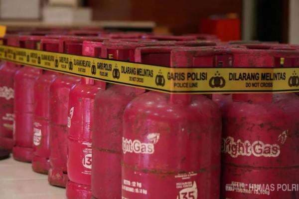 Polisi Bongkar Pengoplosan Gas LPG Subsidi di Bekasi, 3 Pelaku Ditangkap
