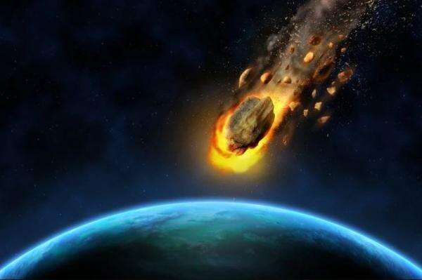 Heboh Meteor Jatuh di Langit Cirebon, Ternyata Punya Sisi Positif dan Bahaya Mematikan