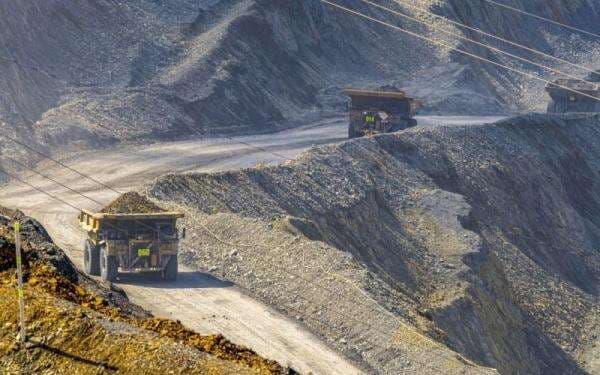 Phase 8 Tambang Batu Hijau Buka Fase Pertumbuhan Baru Amman Mineral (AMMN)