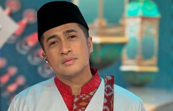 Ultah ke-50, Irfan Hakim Dapat Mobil Listrik Seharga Rp1 Miliar dari Raffi Ahmad Ultah ke-50, Irfan Hakim Dapat Mobil Listrik Seharga Rp1 Miliar dari Raffi Ahmad