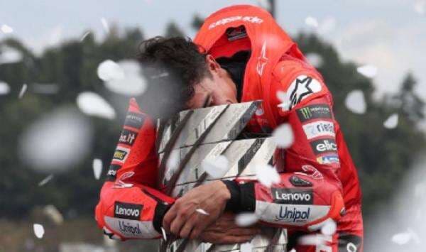 Marc Marquez Tiba di Jakarta! Dapat Sambutan Hangat dari Fans Marc Marquez Tiba di Jakarta! Dapat Sambutan Hangat dari Fans