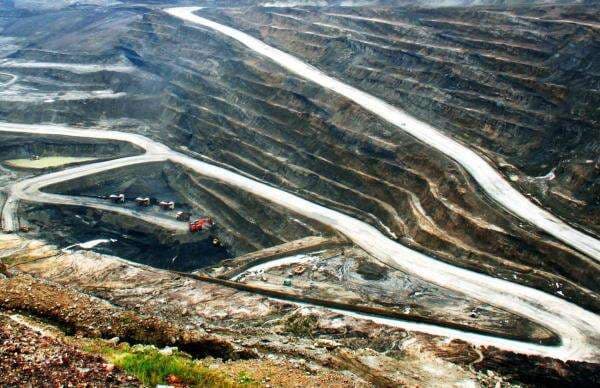 Saham BUMI Terbang 30 Persen usai Resmi Caplok Wolfram, Intip Analisisnya