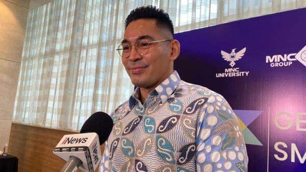 Jadi Dosen Praktisi, Robby Purba Targetkan Mahasiswanya Baca 1 Buku per 2 Minggu