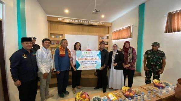 Pemkab Garut Serahkan Kacamata Gratis untuk Siswa SD dan SMP dengan Gangguan Penglihatan