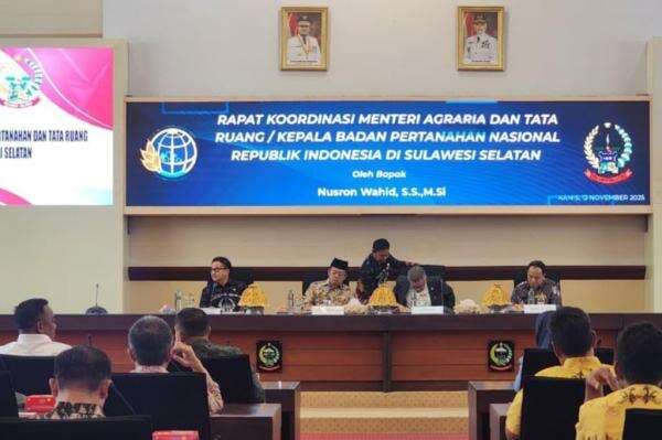 Menteri ATR Nusron Wahid Kumpulkan Kepala Daerah se-Sulsel, Beri Arah Kebijakan soal Pertanahan