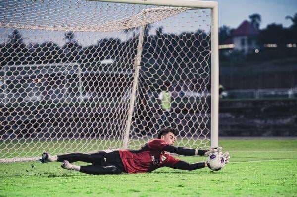 Dipuji Kluivert, Nadeo Kiper Utama Timnas Indonesia vs Arab Saudi dan Irak?