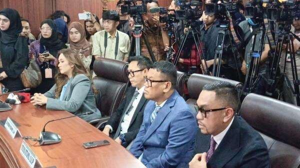 Ahmad Sahroni hingga Uya Kuya Hadiri Sidang Putusan Etik MKD