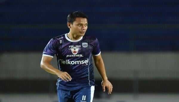 Persib Optimistis Raih Poin Penuh Lawan Borneo FC di GBLA Persib Optimistis Raih Poin Penuh Lawan Borneo FC di GBLA