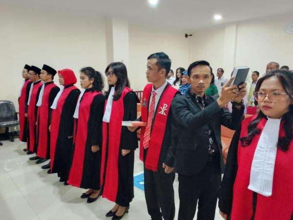 PN Sinjai Lantik Tujuh Hakim Baru, Berikut Daftar Nama-namanya