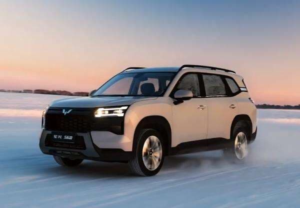 Wuling Starlight Meluncur Dibanderol Mulai Rp150 Jutaan, Ada Varian Bensin hingga Listrik