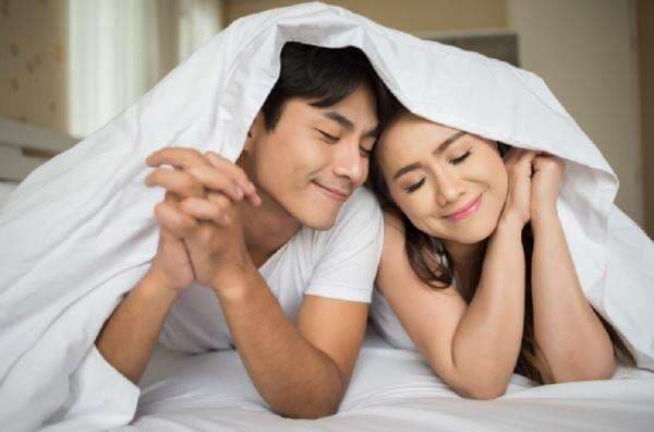 Riset: Sering Ngantuk saat Dekat Pasangan? Ini Penyebabnya