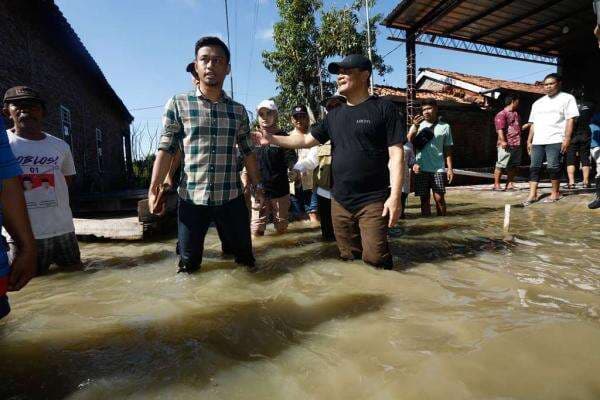 Tangis Batin Warga Sayung Korban Rob Sambut Luthfi: Sudah Capek Pak!