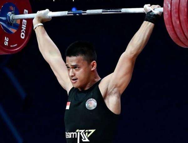 Kisah Peraih Medali Emas Olimpiade Rizki Juniansyah, Pernah Ditawari Masuk Akpol Kini Diangkat Prabowo Jadi Letnan Dua TNI