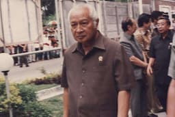 Terungkap, Ini Alasan Prabowo Beri Gelar Pahlawan Nasional ke Soeharto