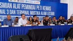 Resmikan Pemindai Peti Kemas Berbasis AI, Purbaya: Kita Perangi Penyelundupan!