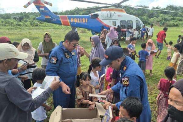 Manuver Berisiko di Tengah Banjir Sumatra, Ketika Helikopter Polri Jadi Harapan Warga